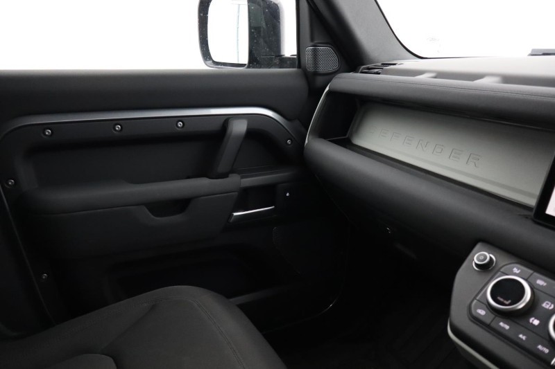 2023 (23) LAND ROVER COMMERCIAL DEFENDER 3.0 D200 Hard Top Auto 5497071