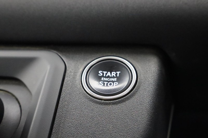 2023 (23) LAND ROVER COMMERCIAL DEFENDER 3.0 D200 Hard Top Auto 5497080