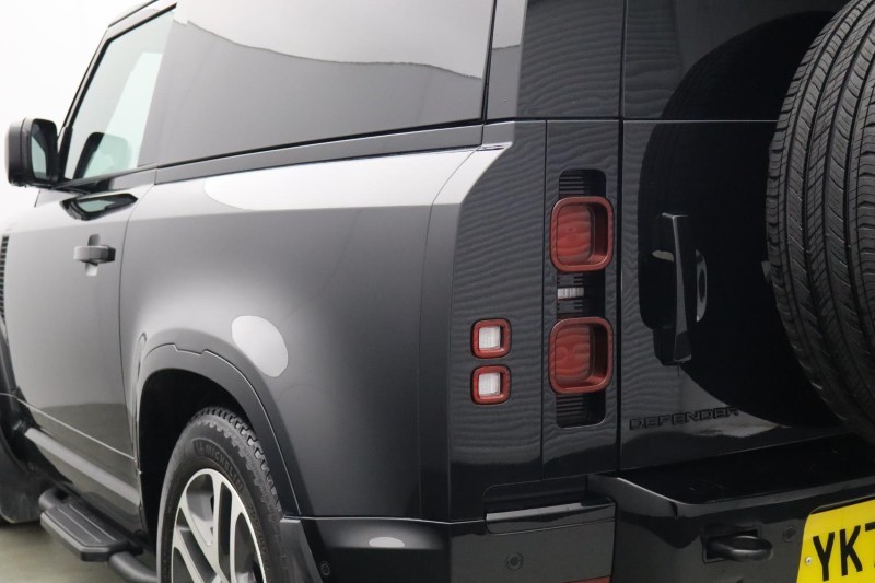 2025 (75) LAND ROVER COMMERCIAL DEFENDER 3.0 D350 Hard Top X-Dynamic HSE Auto [3 Seat] 5495696