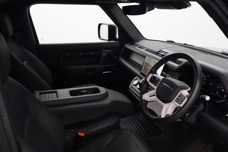 2025 (75) LAND ROVER COMMERCIAL DEFENDER 3.0 D350 Hard Top X-Dynamic HSE Auto [3 Seat] 5495727
