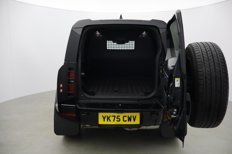 2025 (75) LAND ROVER COMMERCIAL DEFENDER 3.0 D350 Hard Top X-Dynamic HSE Auto [3 Seat] 5495700