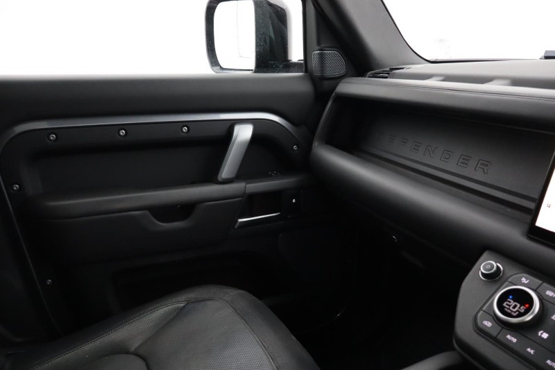 2023 (73) LAND ROVER DEFENDER 3.0 D250 X-Dynamic HSE 90 3dr Auto 5508188