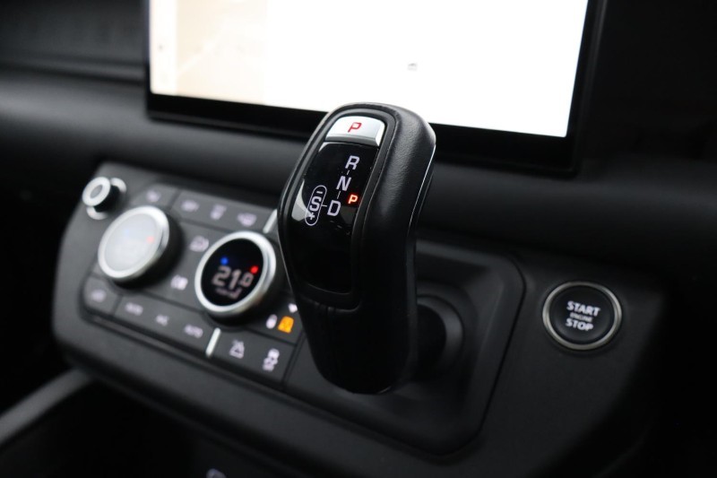2023 (73) LAND ROVER DEFENDER 3.0 D250 X-Dynamic HSE 90 3dr Auto 5508184