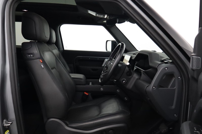2023 (73) LAND ROVER DEFENDER 3.0 D250 X-Dynamic HSE 90 3dr Auto 5508163