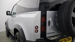 2024 (24) LAND ROVER DEFENDER 3.0 D300 X-Dynamic HSE 90 3dr Auto 5479276