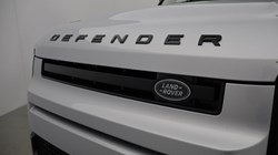 2024 (24) LAND ROVER DEFENDER 3.0 D300 X-Dynamic HSE 90 3dr Auto 5479340