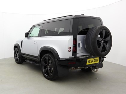 2024 (24) LAND ROVER DEFENDER 3.0 D300 X-Dynamic HSE 90 3dr Auto