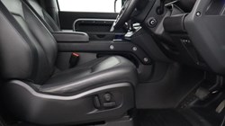 2024 (24) LAND ROVER DEFENDER 3.0 D300 X-Dynamic HSE 90 3dr Auto 5479295
