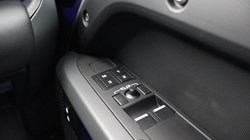2024 (24) LAND ROVER DEFENDER 3.0 D300 X-Dynamic HSE 90 3dr Auto 5479328