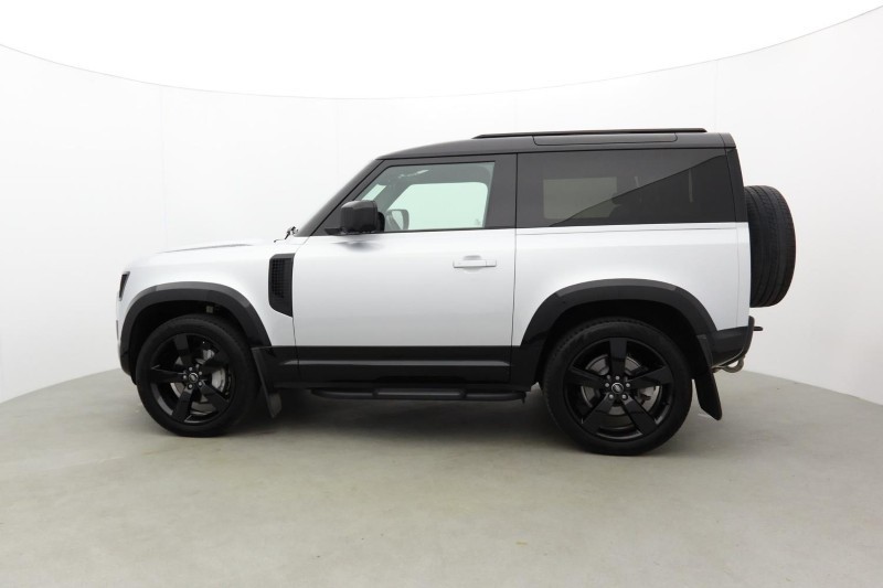 2024 (24) LAND ROVER DEFENDER 3.0 D300 X-Dynamic HSE 90 3dr Auto 5479270
