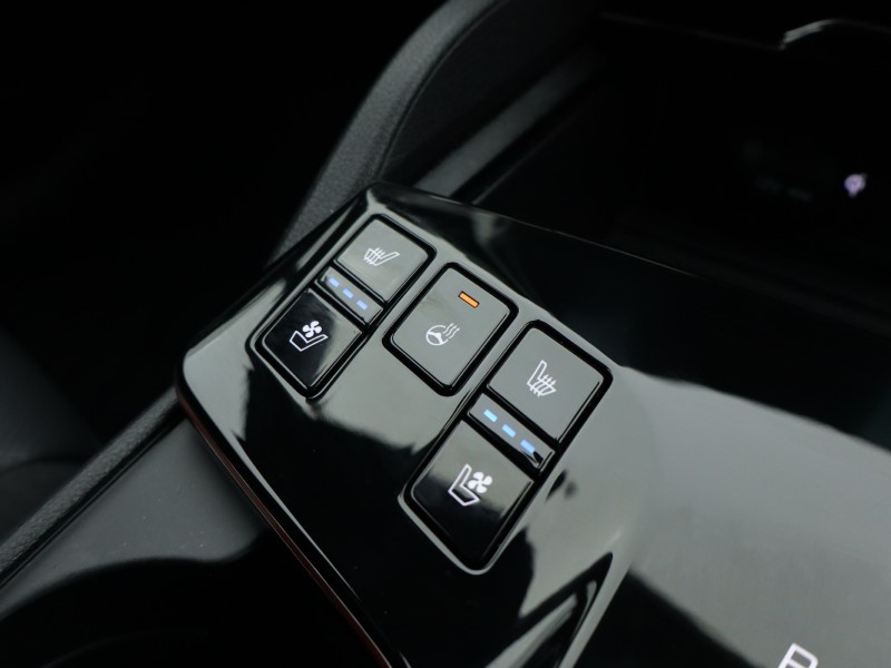 2025 (25) KIA SPORTAGE 1.6T GDi 207 HEV GT-Line S 5dr Auto 4702446