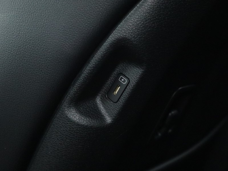 2025 (25) KIA SPORTAGE 1.6T GDi 207 HEV GT-Line S 5dr Auto 4702421