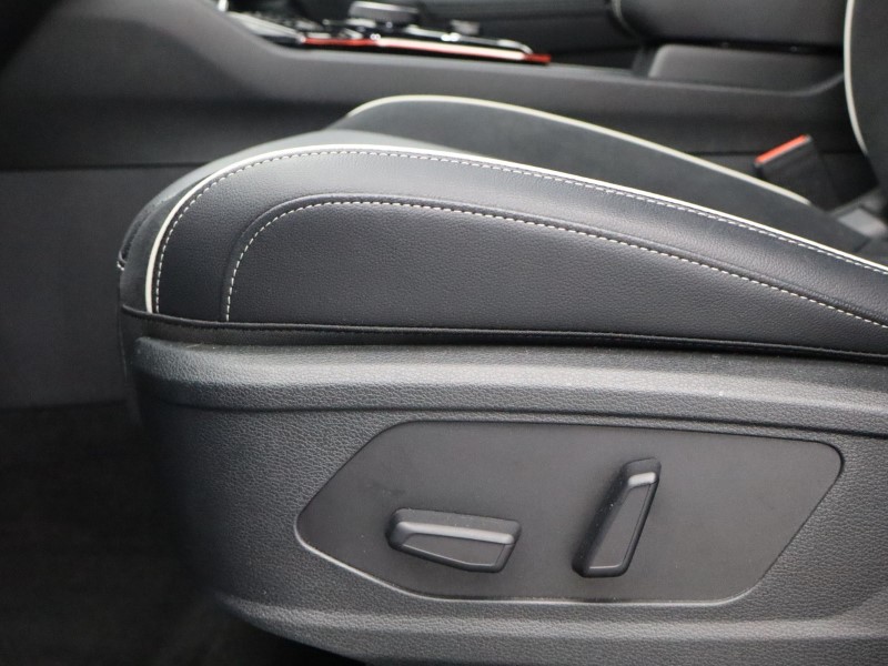 2025 (25) KIA SPORTAGE 1.6T GDi 207 HEV GT-Line S 5dr Auto 4702419