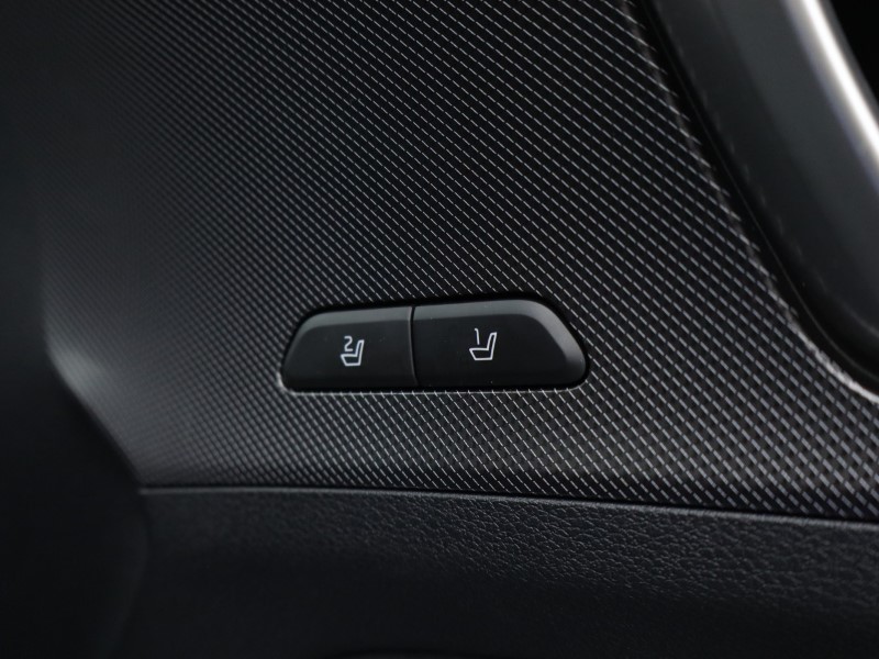 2025 (25) KIA SPORTAGE 1.6T GDi 207 HEV GT-Line S 5dr Auto 4702430