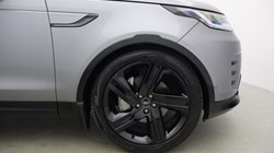 2023 (23) LAND ROVER DISCOVERY 3.0 D300 R-Dynamic HSE 5dr Auto 5494027