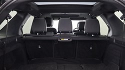 2023 (23) LAND ROVER DISCOVERY 3.0 D300 R-Dynamic HSE 5dr Auto 5494007