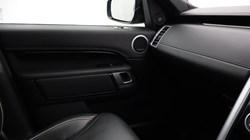 2023 (23) LAND ROVER DISCOVERY 3.0 D300 R-Dynamic HSE 5dr Auto 5494054