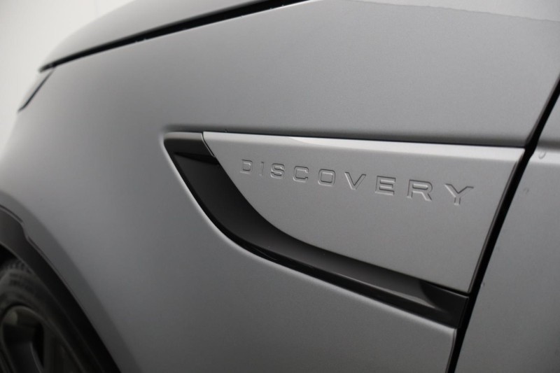 2023 (23) LAND ROVER DISCOVERY 3.0 D300 R-Dynamic HSE 5dr Auto 5494030