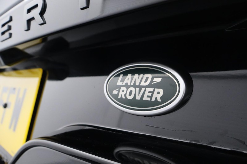 2023 (23) LAND ROVER DISCOVERY 3.0 D300 R-Dynamic HSE 5dr Auto 5494012