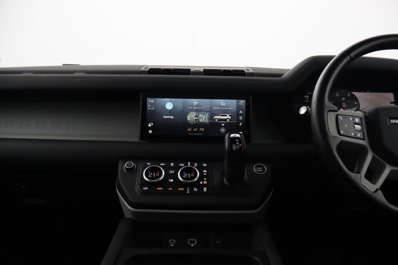 2023 (73) LAND ROVER DEFENDER 3.0 D250 X-Dynamic SE 110 5dr Auto [7 Seat] 5476951