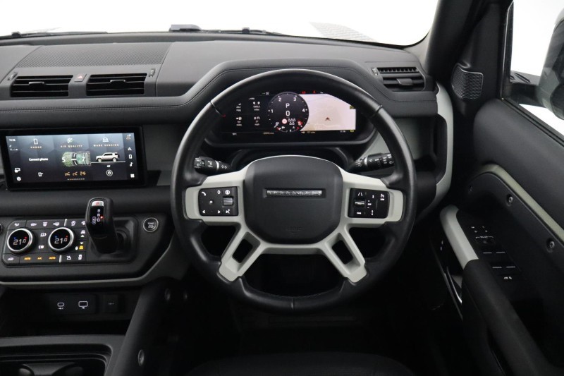 2023 (73) LAND ROVER DEFENDER 3.0 D250 X-Dynamic SE 110 5dr Auto [7 Seat] 5476954