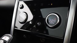2022 (22) LAND ROVER DISCOVERY SPORT 2.0 D200 R-Dynamic HSE 5dr Auto 5503867
