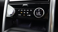2025 (75) LAND ROVER COMMERCIAL DISCOVERY 3.0 D350 Dynamic HSE Commercial Auto 5503361