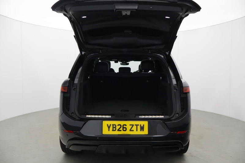 2026 (26) LAND ROVER RANGE ROVER SPORT 3.0 D300 Dynamic SE 5dr Auto 5796324