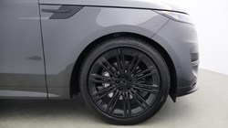 2026 (26) LAND ROVER RANGE ROVER SPORT 3.0 D300 Dynamic SE 5dr Auto 5796428