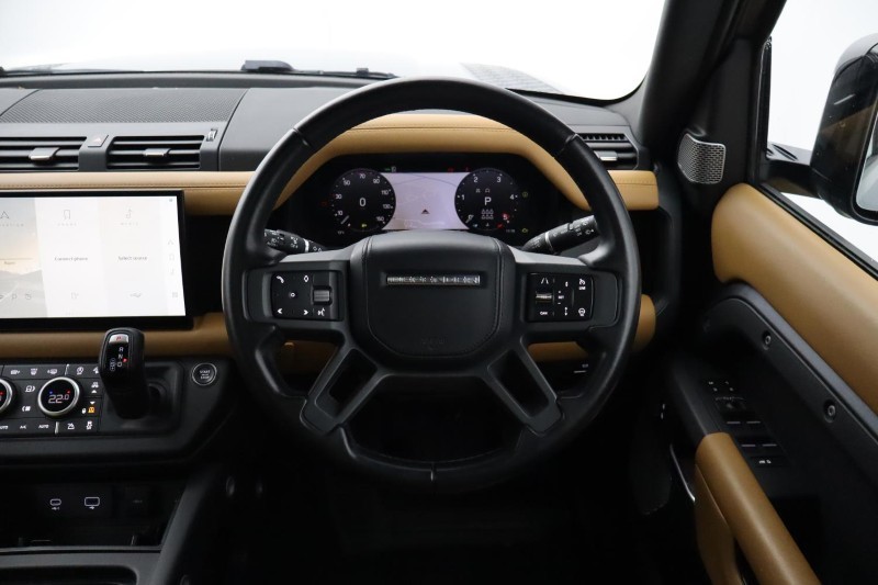 2022 (72) LAND ROVER DEFENDER 3.0 D300 X-Dynamic HSE 130 5dr Auto [8 Seat] 5502233
