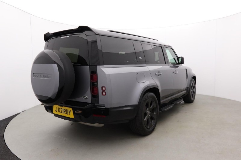 2022 (72) LAND ROVER DEFENDER 3.0 D300 X-Dynamic HSE 130 5dr Auto [8 Seat] 5502193