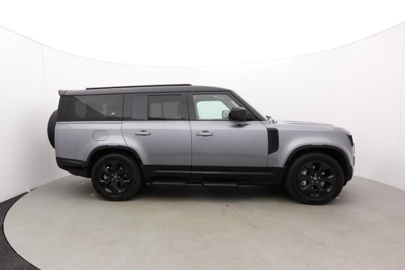 2022 (72) LAND ROVER DEFENDER 3.0 D300 X-Dynamic HSE 130 5dr Auto [8 Seat] 5502191
