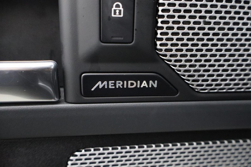 2022 (72) LAND ROVER DEFENDER 3.0 D300 X-Dynamic HSE 130 5dr Auto [8 Seat] 5502212