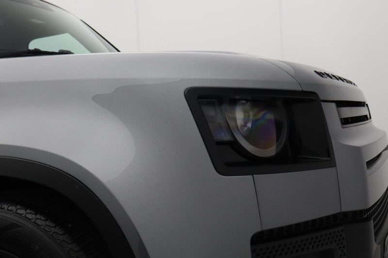 2022 (72) LAND ROVER DEFENDER 3.0 D300 X-Dynamic HSE 130 5dr Auto [8 Seat] 5502223