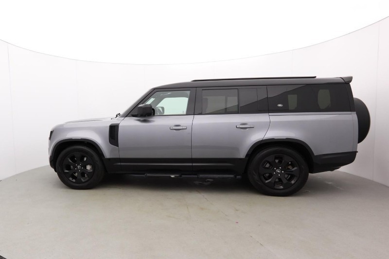 2022 (72) LAND ROVER DEFENDER 3.0 D300 X-Dynamic HSE 130 5dr Auto [8 Seat] 5502192