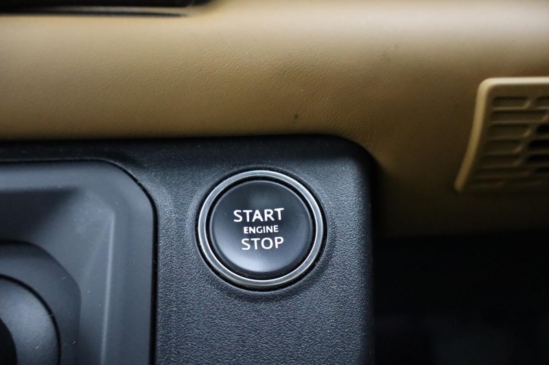 2022 (72) LAND ROVER DEFENDER 3.0 D300 X-Dynamic HSE 130 5dr Auto [8 Seat] 5502260