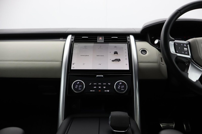 2023 (73) LAND ROVER DISCOVERY 3.0 D300 Metropolitan Edition 5dr Auto 5579697