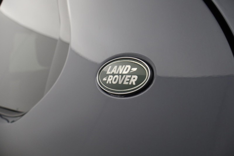 2023 (73) LAND ROVER DISCOVERY 3.0 D300 Metropolitan Edition 5dr Auto 5579671