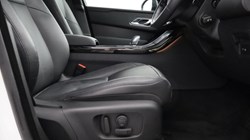 2023 (23) LAND ROVER RANGE ROVER VELAR 2.0 D200 MHEV Dynamic SE 5dr Auto 5532354