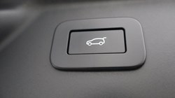 2023 (23) LAND ROVER RANGE ROVER VELAR 2.0 D200 MHEV Dynamic SE 5dr Auto 5532331