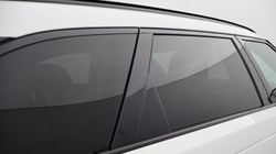 2023 (23) LAND ROVER RANGE ROVER VELAR 2.0 D200 MHEV Dynamic SE 5dr Auto 5532341