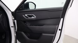2023 (23) LAND ROVER RANGE ROVER VELAR 2.0 D200 MHEV Dynamic SE 5dr Auto 5532350