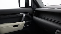 2023 (73) LAND ROVER DEFENDER 3.0 D250 X-Dynamic HSE 90 3dr Auto 5530713