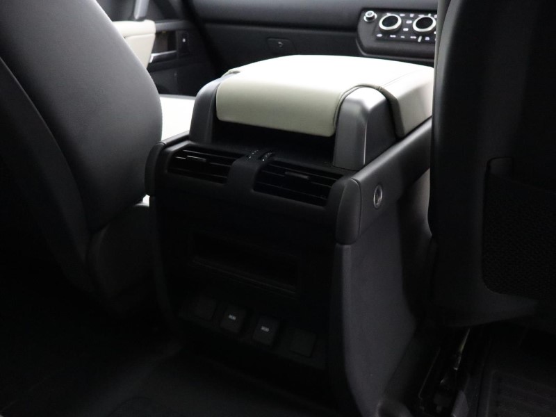 2023 (73) LAND ROVER DEFENDER 3.0 D250 X-Dynamic HSE 90 3dr Auto 5530694