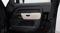 2023 (73) LAND ROVER DEFENDER 3.0 D250 X-Dynamic HSE 90 3dr Auto 5530675