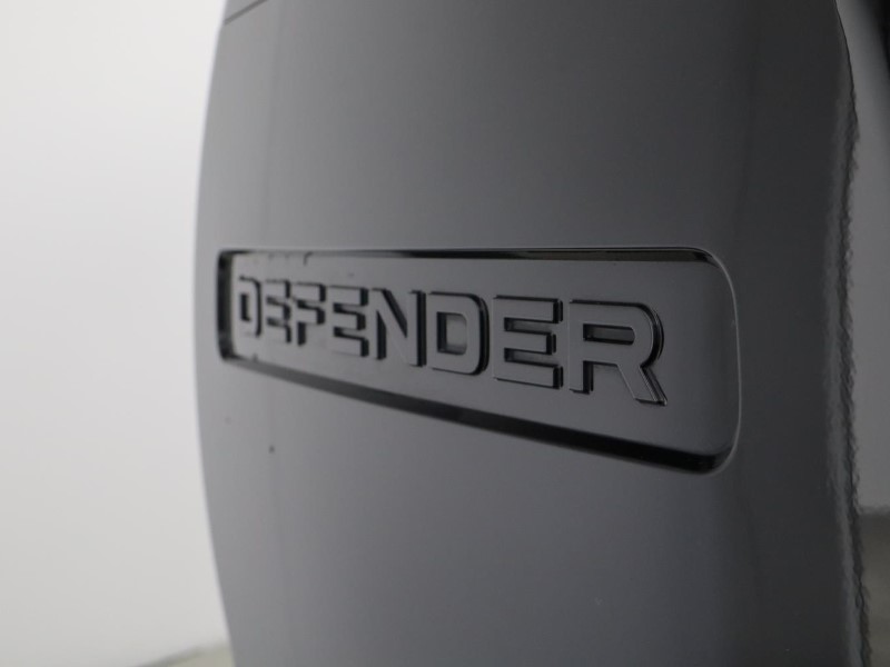 2023 (73) LAND ROVER DEFENDER 3.0 D250 X-Dynamic HSE 90 3dr Auto 5530658