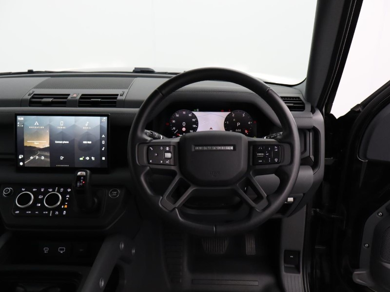 2023 (73) LAND ROVER DEFENDER 3.0 D250 X-Dynamic HSE 90 3dr Auto 5530685