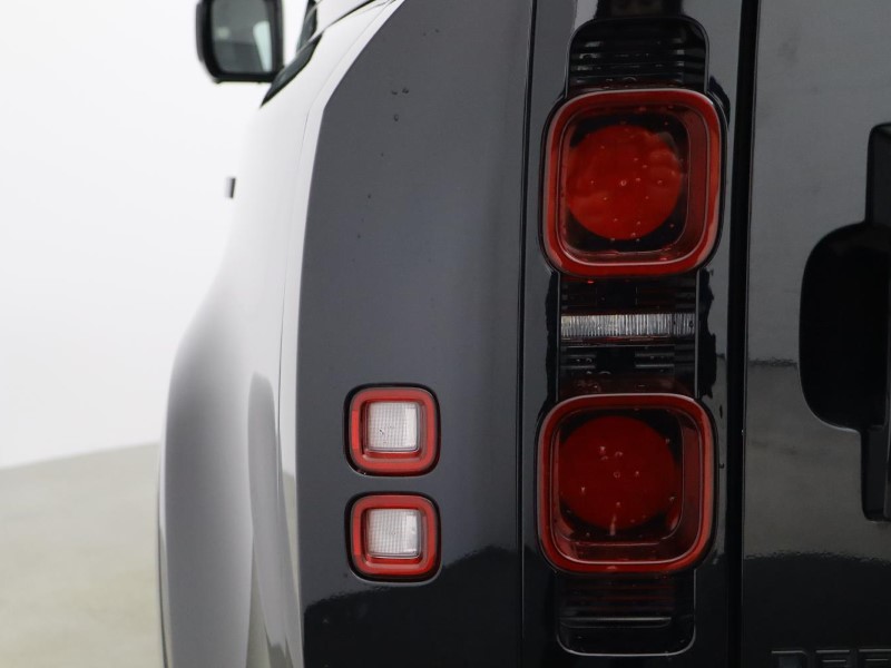 2023 (73) LAND ROVER DEFENDER 3.0 D250 X-Dynamic HSE 90 3dr Auto 5530657
