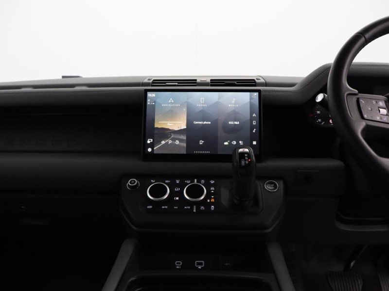 2023 (73) LAND ROVER DEFENDER 3.0 D250 X-Dynamic HSE 90 3dr Auto 5530684