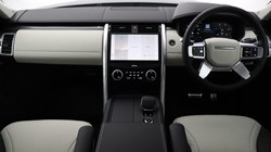 2025 (25) LAND ROVER DISCOVERY 3.0 D350 Metropolitan Edition 5dr Auto 5553654